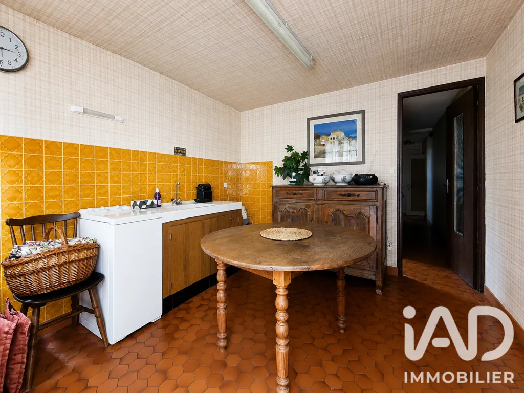 Kitchen - Character House with Garden in Condé-sur-Vire