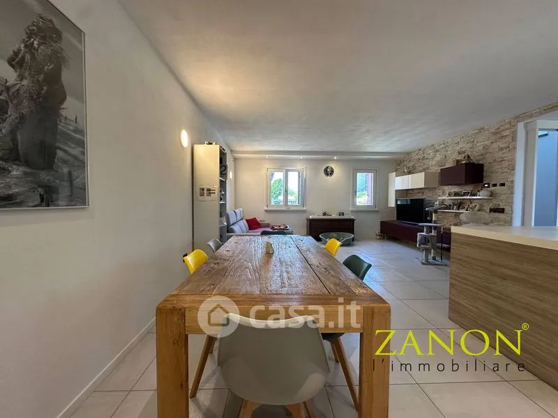 Salle à manger - Bifamiliar House with Private Garden in Codroipo