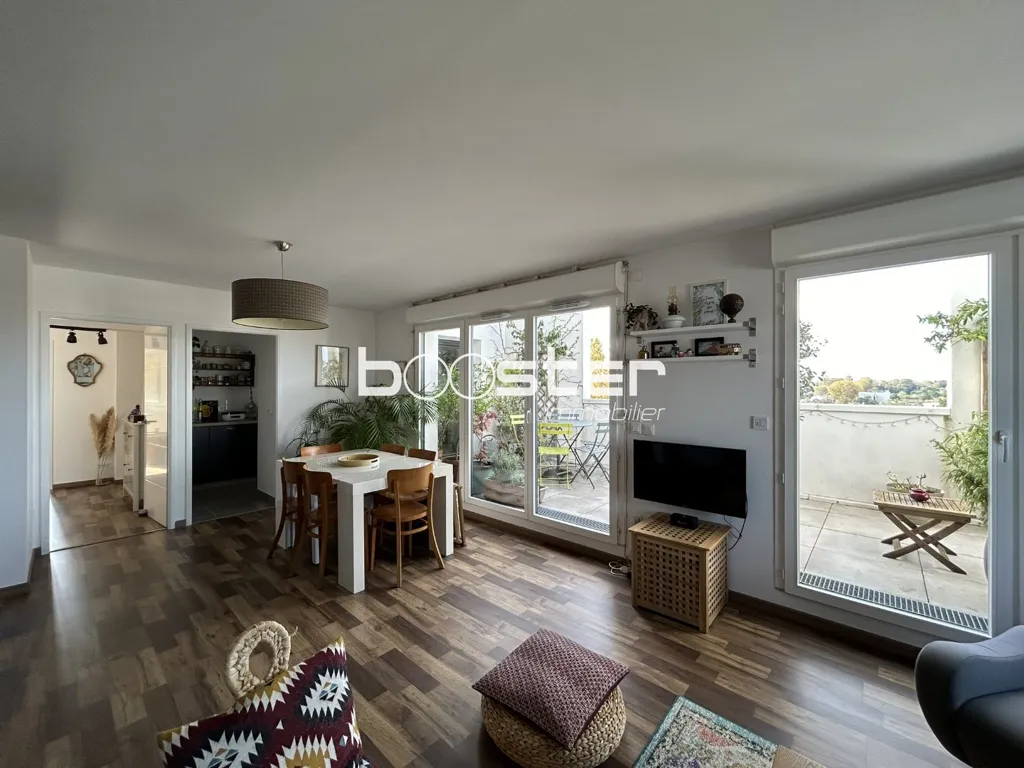 Séjour - Appartement 4 Pièces avec Terrasse à Toulouse