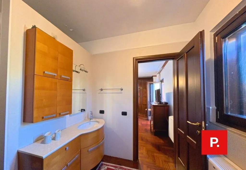 Salles de bain - Terraced Villa with Private Garden in Caserta