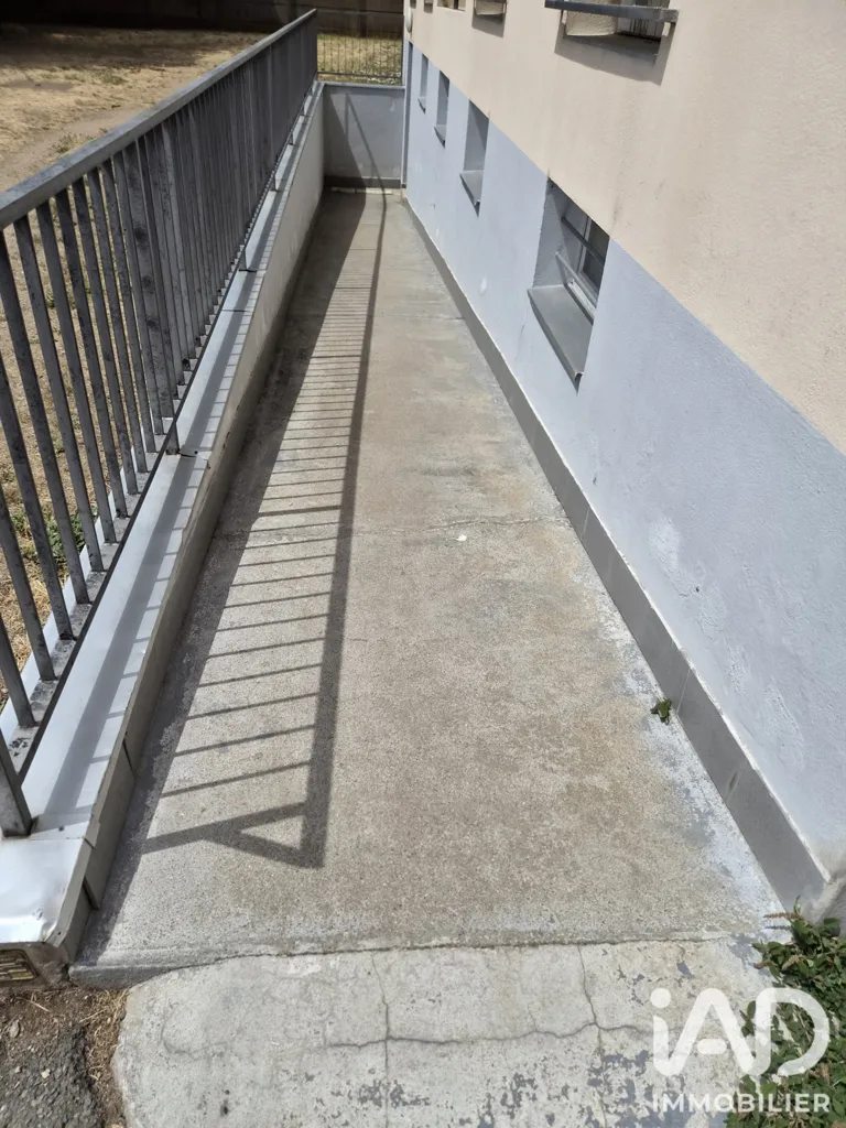 Välivaade - T4 Apartment with Balcony in Yzeure