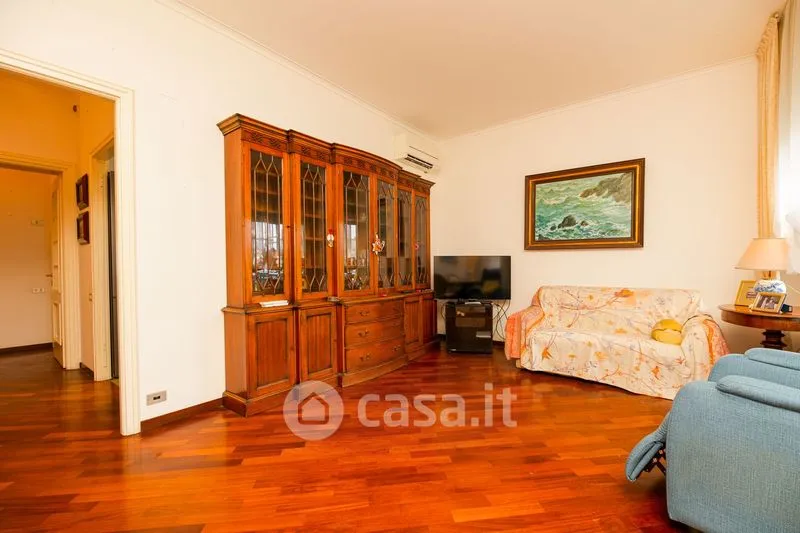 Elutuba - Bright Trilocale with Terraces in Camogli