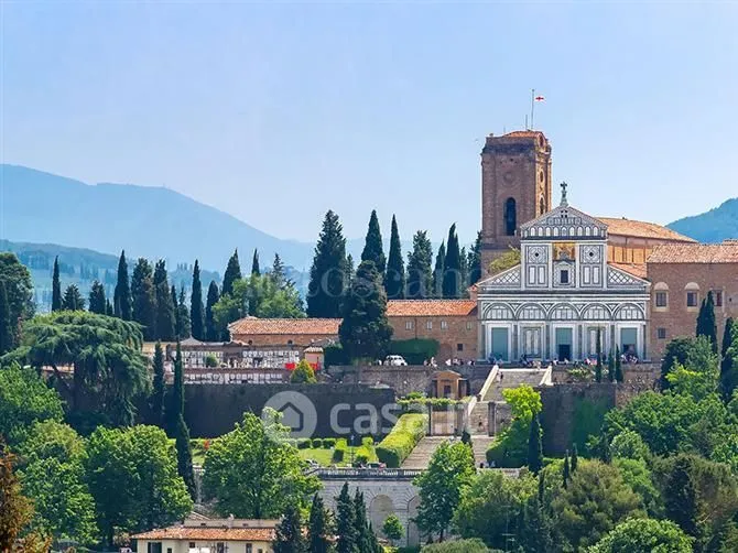 Rustic Villa with Garden in Florence