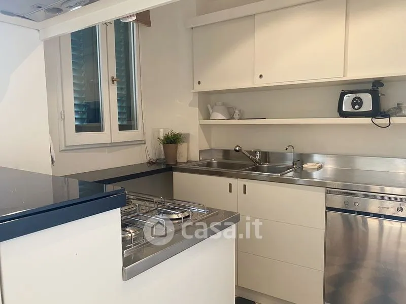 Cuisine - Restored Apartment in Historic Building, Florence