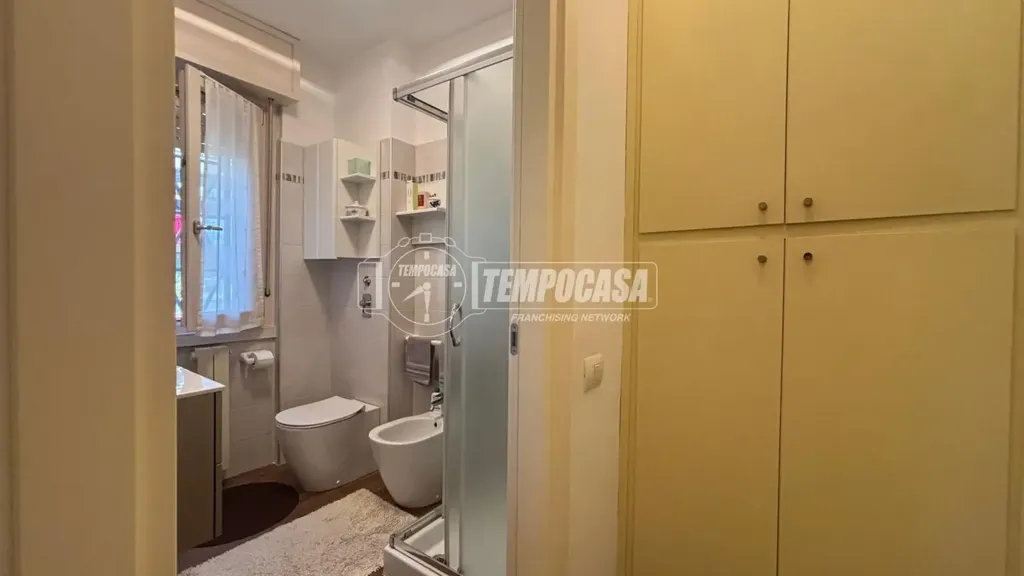 Baños - Terraced Villa with Garden in Lodi
