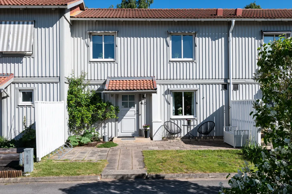 Välivaade - Apartment with Balcony in Mantorp
