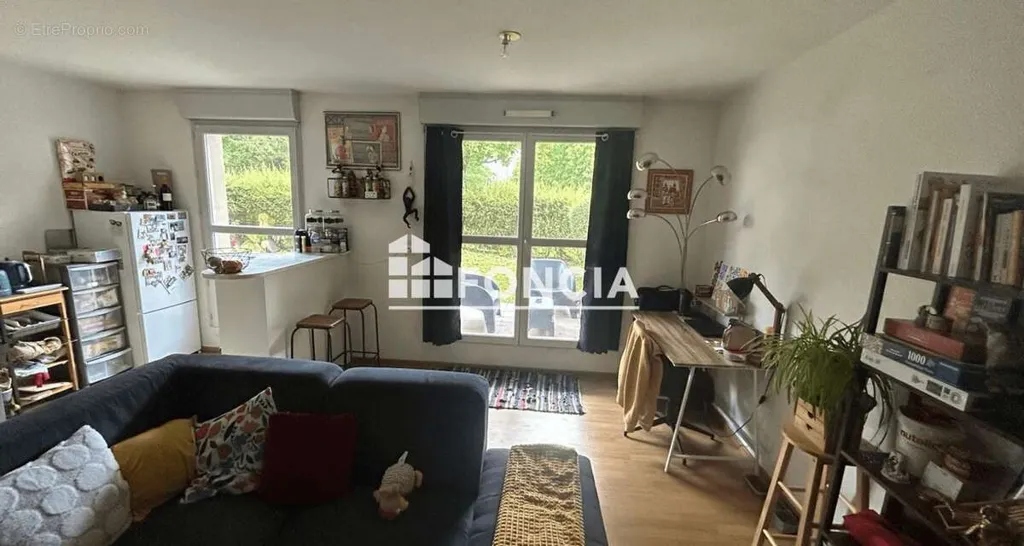 Séjour - Appartement T2 en Rez-de-Jardin à Limoges Sud