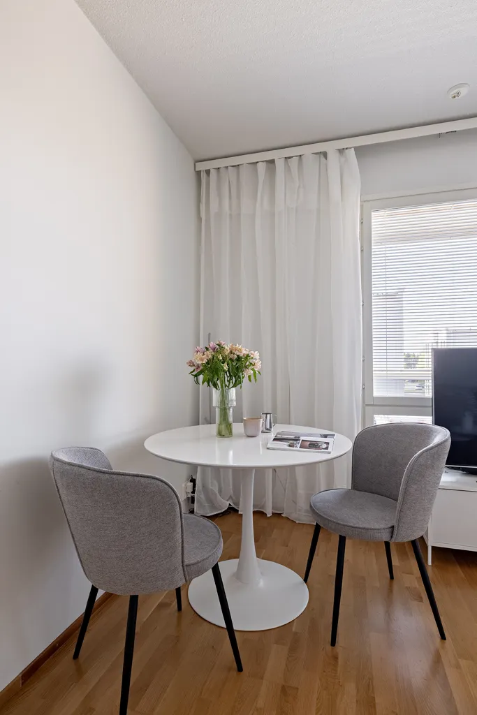 Söögituba - Modern Flat with Balcony in Linnanmaa, Oulu
