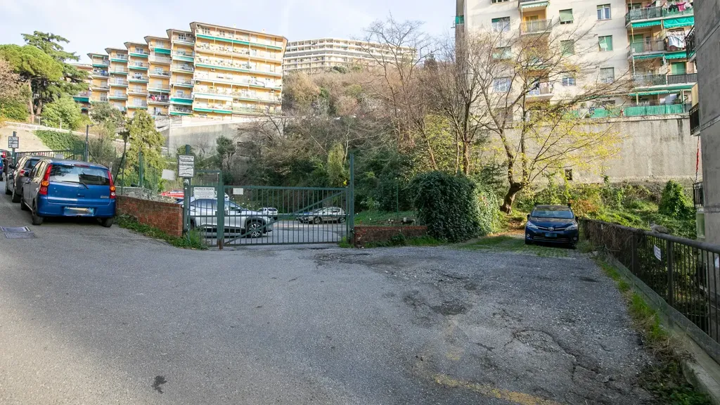 Extérieur - Apartment with Private Parking in Genoa