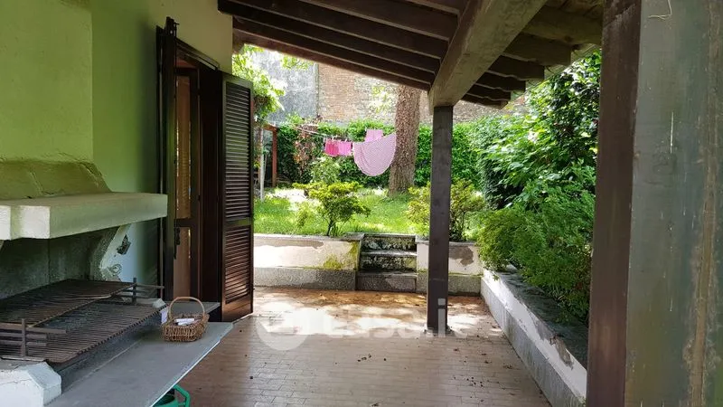 Terrass - Rustic House with Garden in Pombia