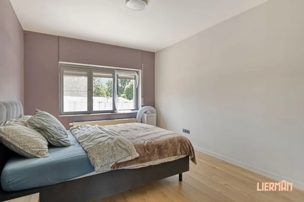 Chambres - Maison Rénovée avec Terrasse à Aalst