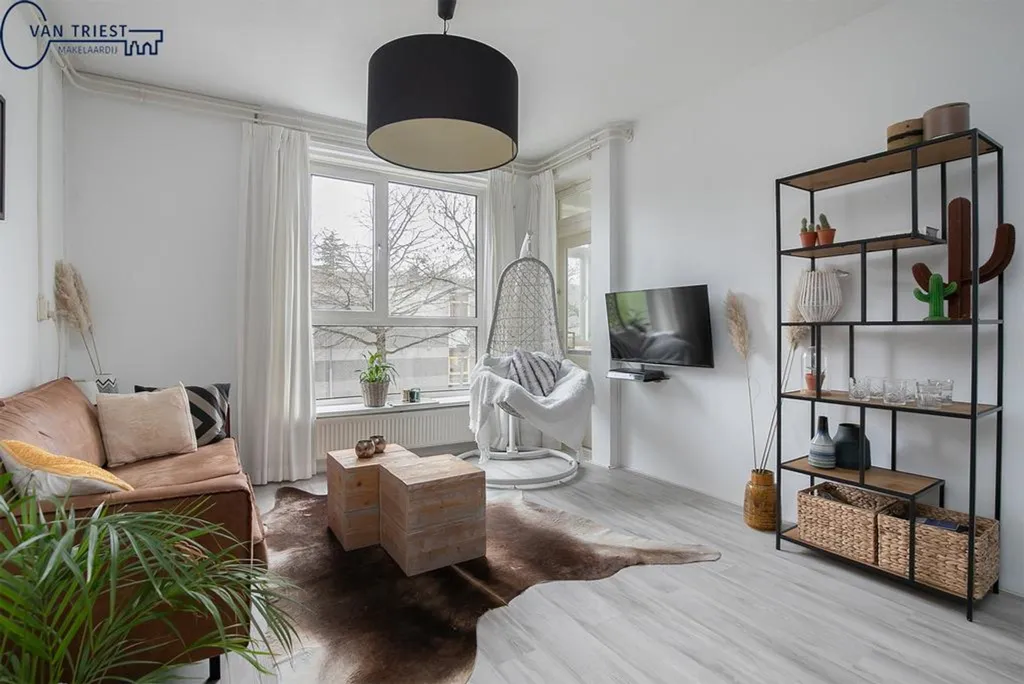Elutuba - Apartment with Loggia in Amsterdam-Oost