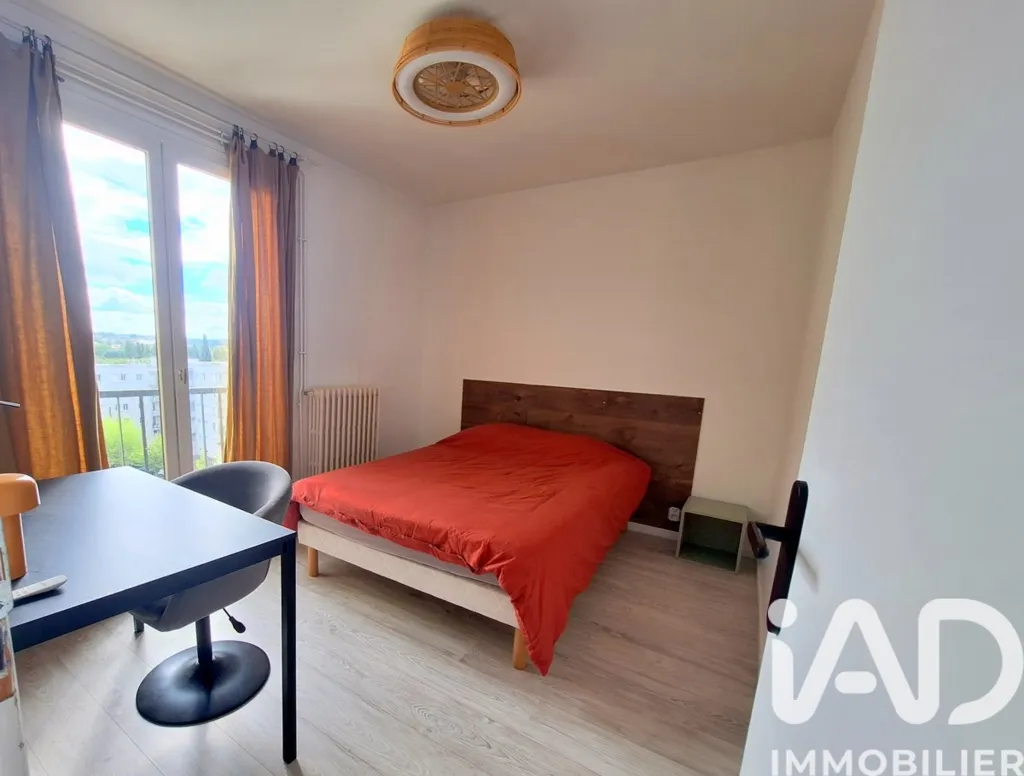 Chambres - Appartement Traversant avec Parking à Toulouse