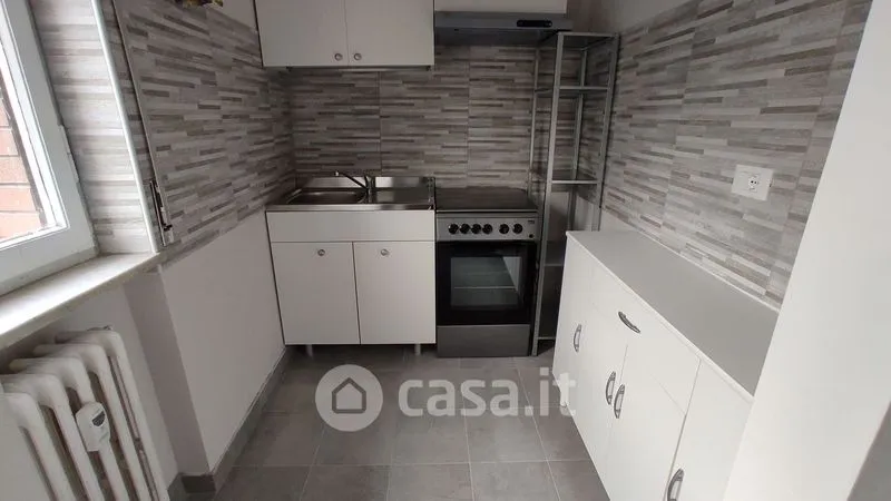 Köök - Fully Furnished Flat with Shared Garden in Novara