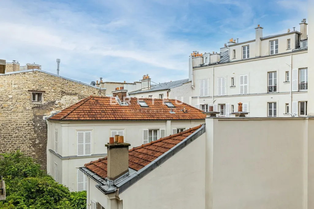 Rõdu - Art Deco Flat with Courtyard View in Auteuil