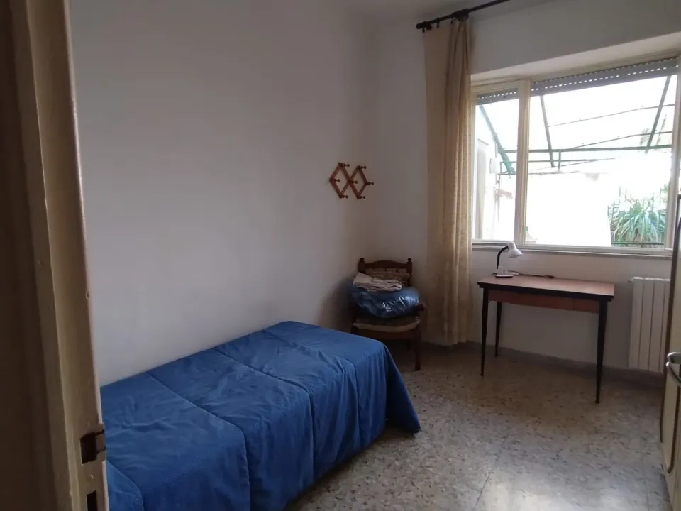 Magamistoad - Spacious Rental Flat with Veranda in Brindisi
