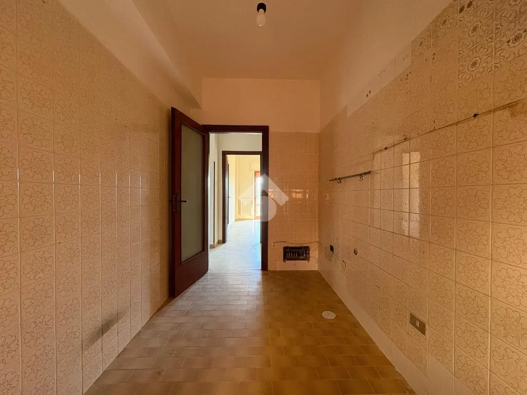 Esik - Apartment with Balcony in Catanzaro