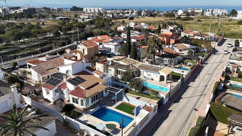 Vue aérienne - Chalet with Pool and Terrace in Els Poblets