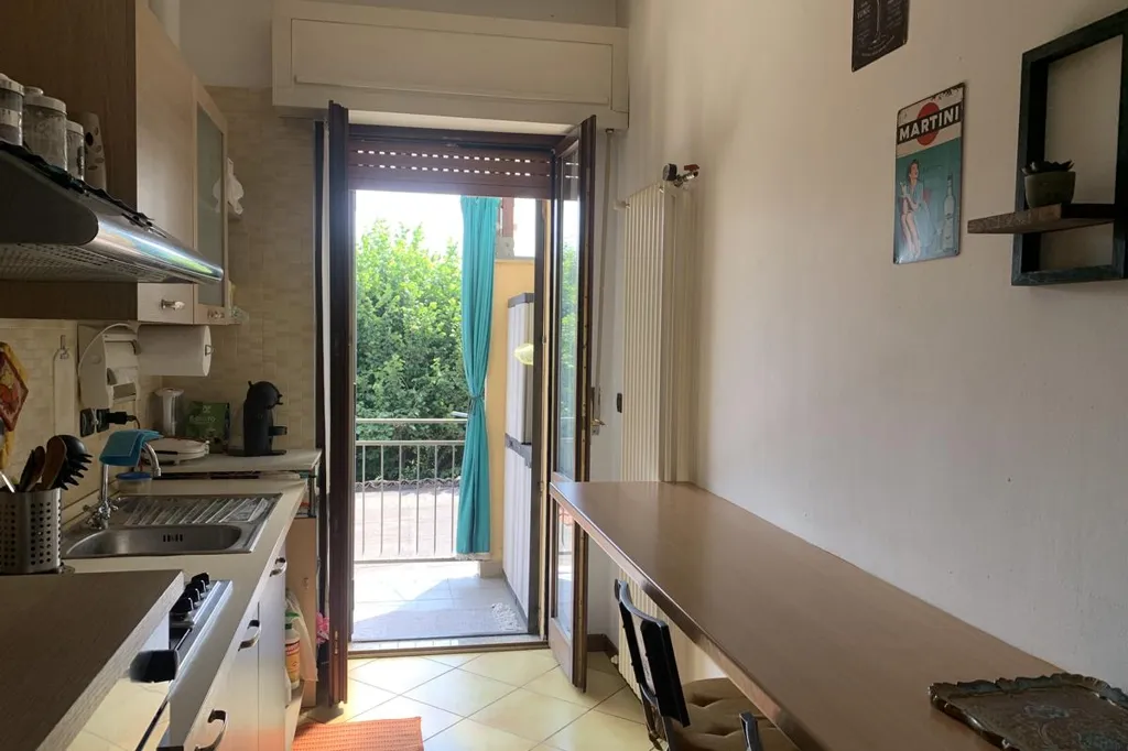 Kitchen - Duplex Apartment with Balcony in Monza