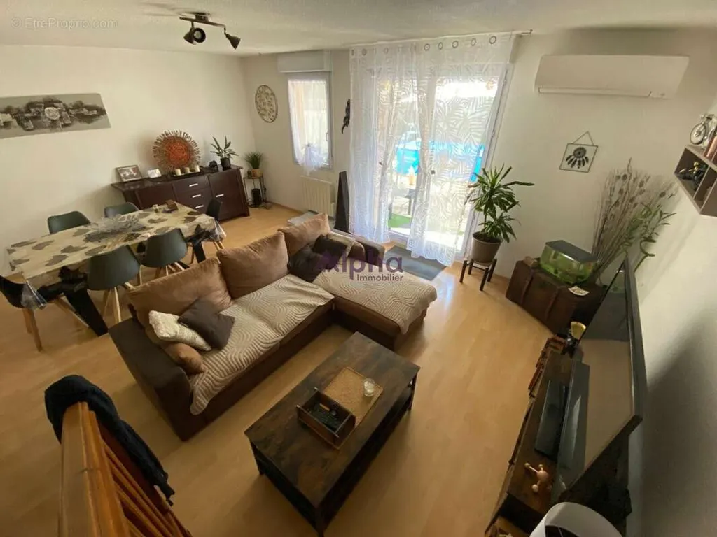 Séjour - Maison avec Jardin et Garage à Caussade