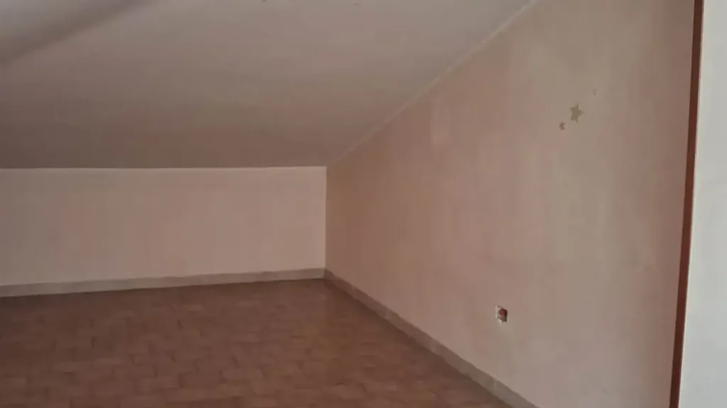 Toad - Spacious Apartment with Balcony in San Mango Piemonte