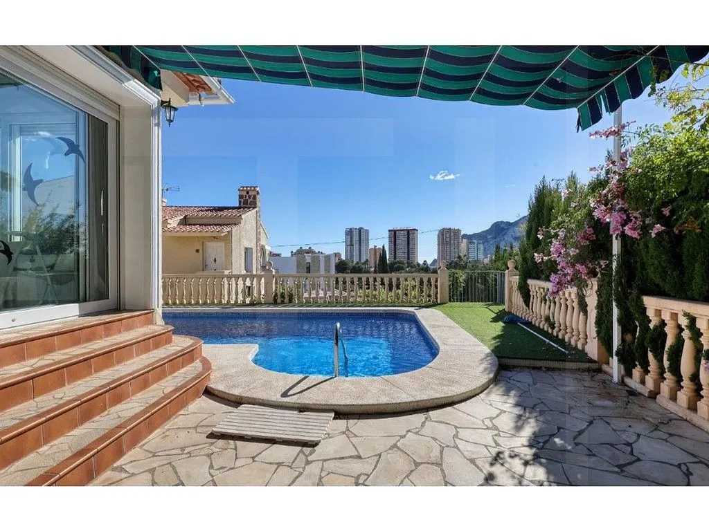 pool_area