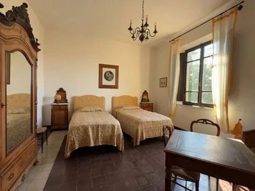 Chambres - Historic Villa with Panoramic Tower in Tuscany