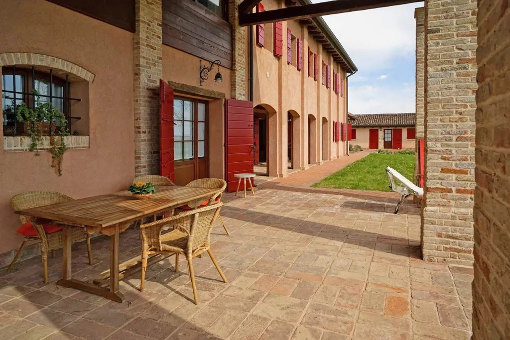 Terrace - Agriturismo with Water Access in Caorle, Veneto