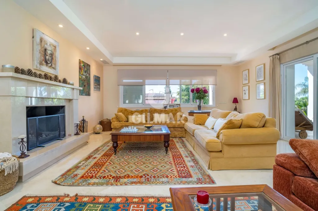 Elutuba - Luxury Villa with Sea View in Benahavís