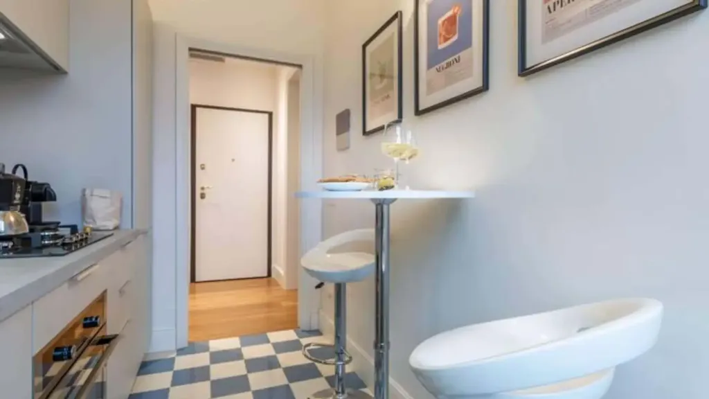 Modern Furnished Studio in Florence Centre