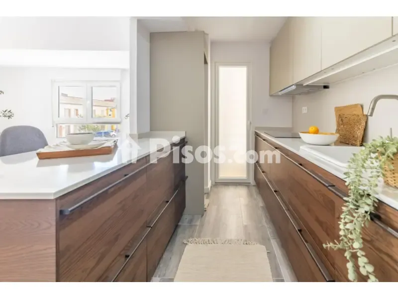 Cuisine - Renovated Apartment with Balcony in Benifaió