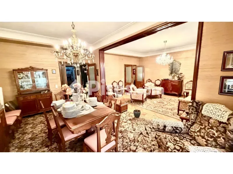Salle à manger - Stately Apartment with Cathedral Views in Palencia