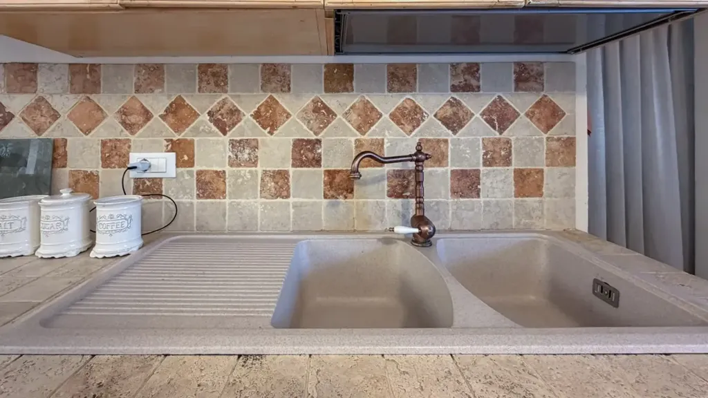 Kitchen - Detached Villa with Dual Apartments in Massarosa