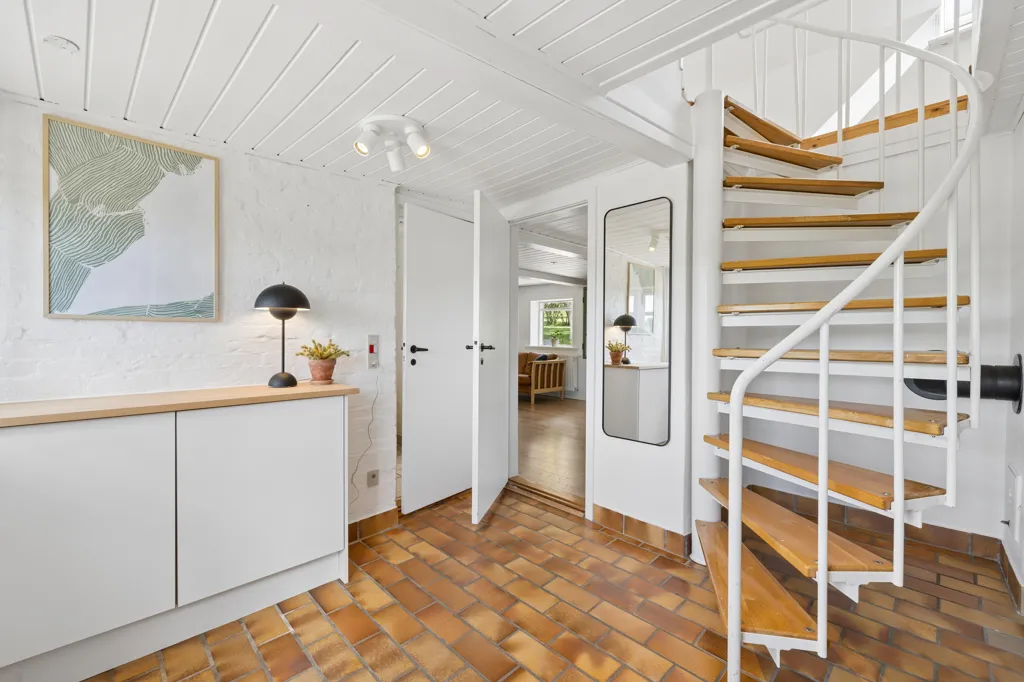Ingresso - Modernised Farmhouse with Private Lake in Stenstrup