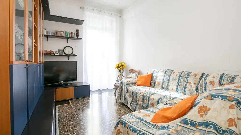 Elutuba - Central Apartment with Balcony in Genoa