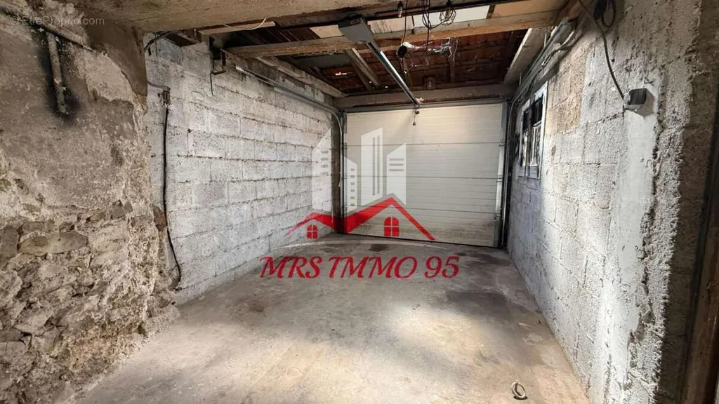 Garage - Ensemble de 2 Maisons Triplex à Vémars