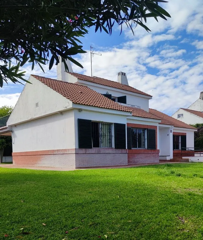 Välivaade - Chalet with Pool and Terrace in Las Pilas