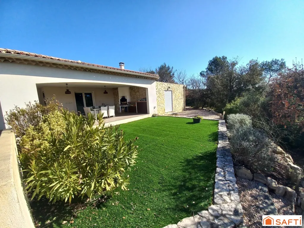 Aed - Contemporary House with Pool in Ollières