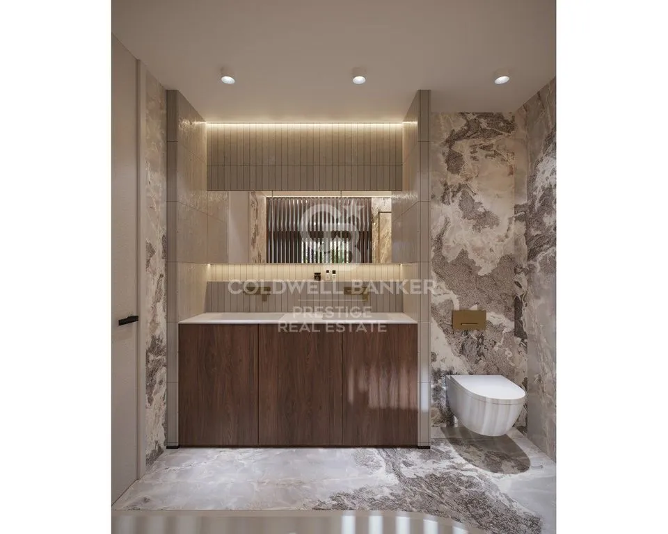 Bathrooms - Spacious Flat with Terrace in Exclusive Barcelona