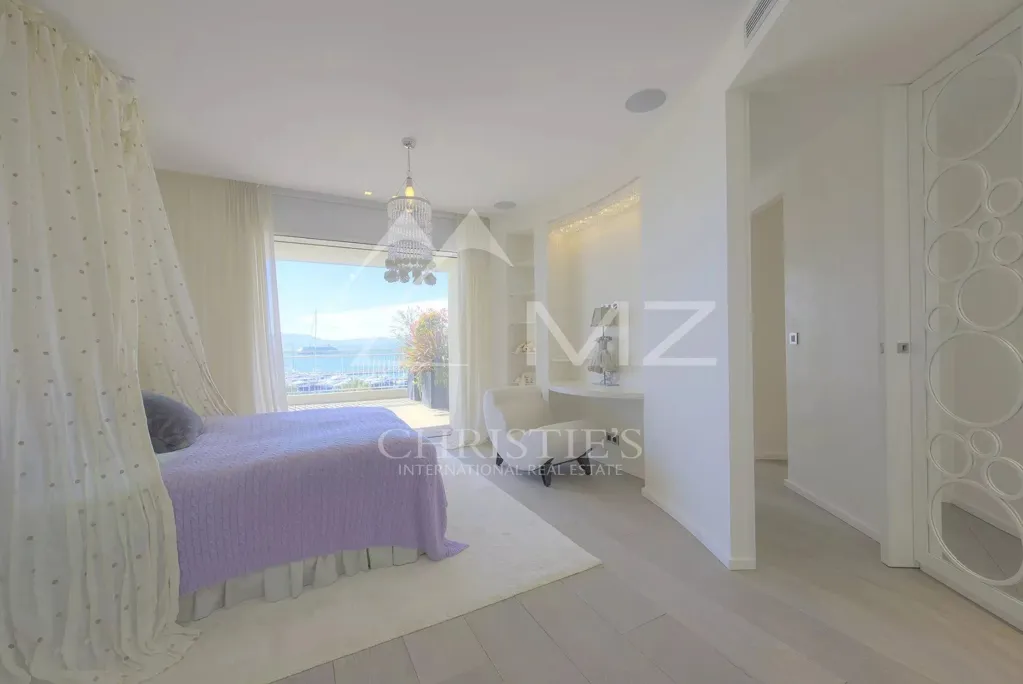 Chambres - Penthouse Unique avec Vue Panoramique sur la Croisette à Cannes