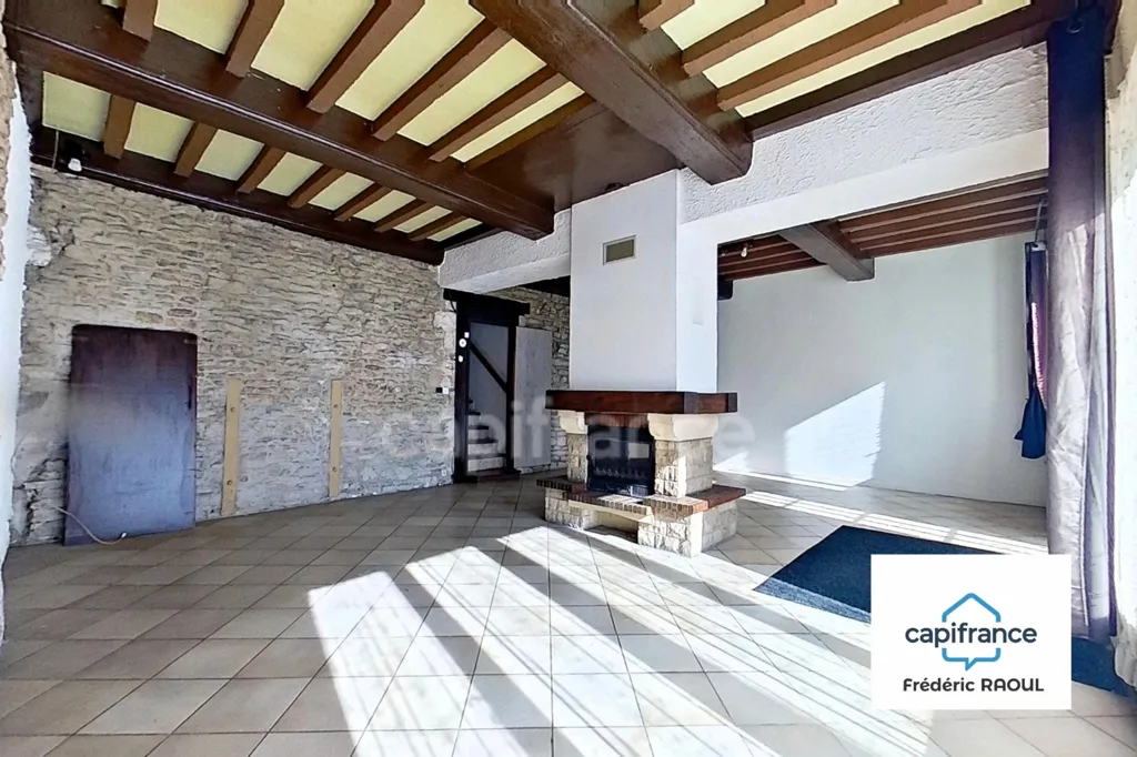 Séjour - Maison de Village à Til-Châtel avec Ancien Four à Pain