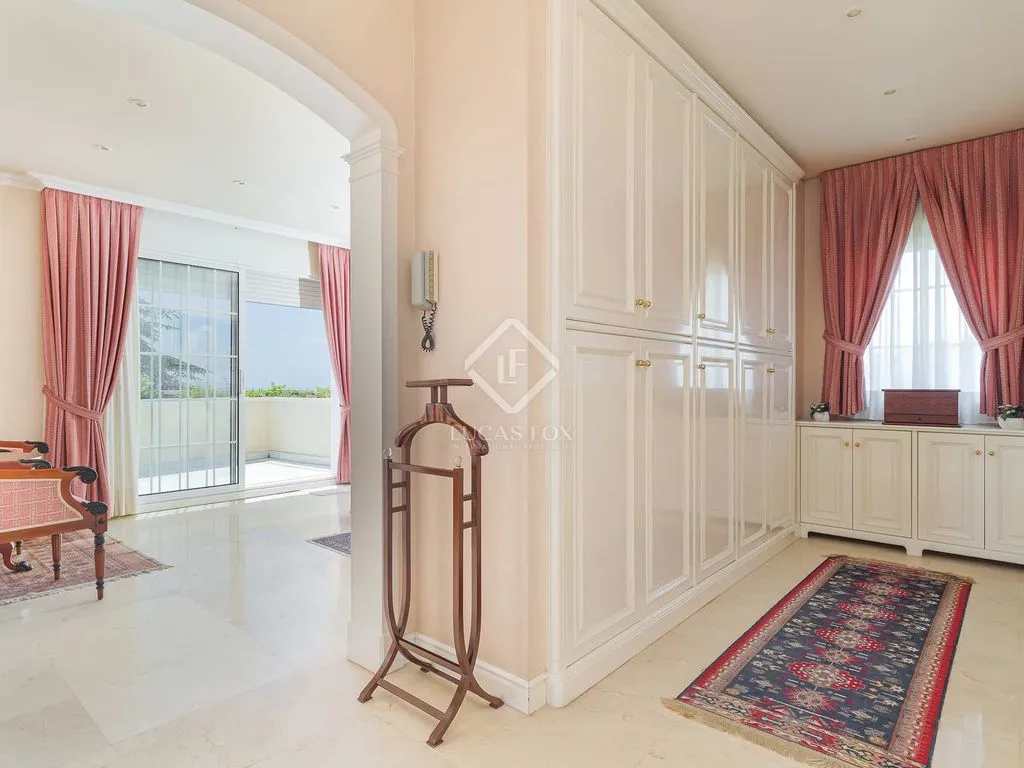 Kabinet - Luxury Villa with Sea View in Vilassar de Dalt