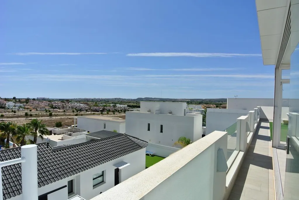 Balcone - Luxury Villa with Pool in La Marina