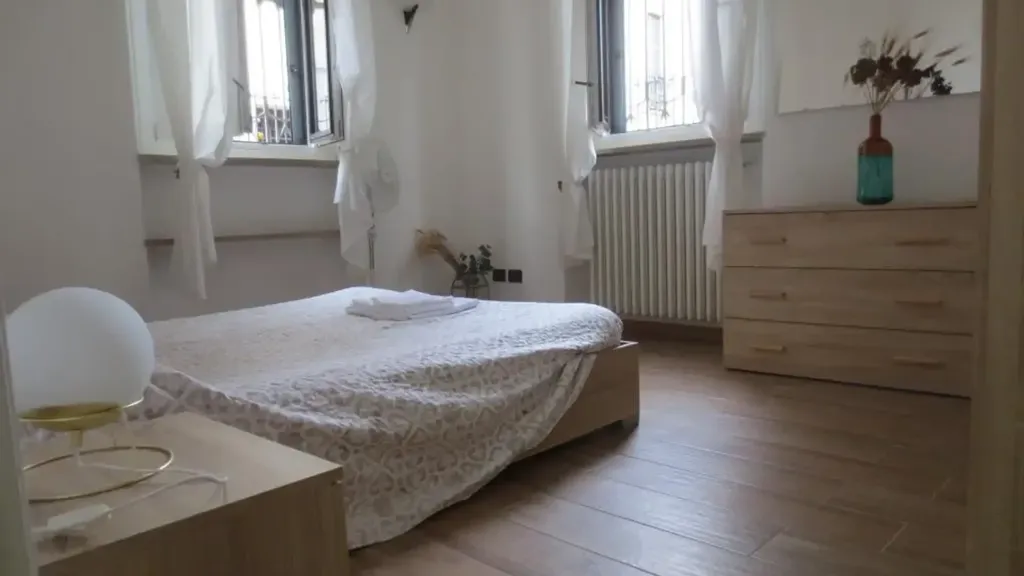 Magamistoad - Rustic-Style Flat with Garden in Monza
