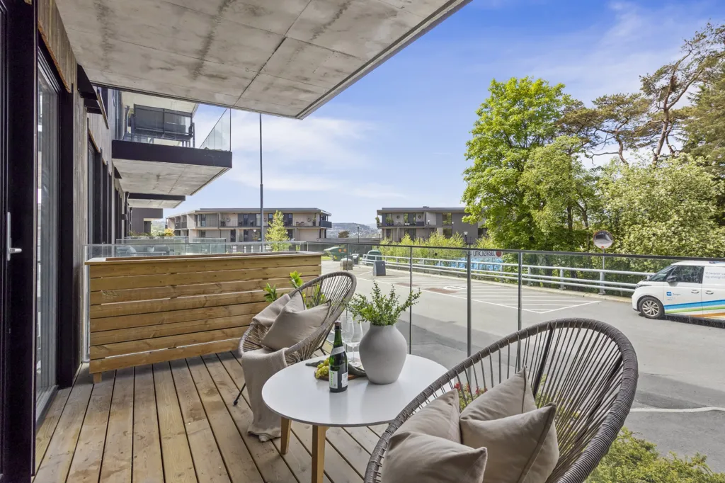 Balcon - Modern 2-Bedroom Apartment with Terrace in Nesttun