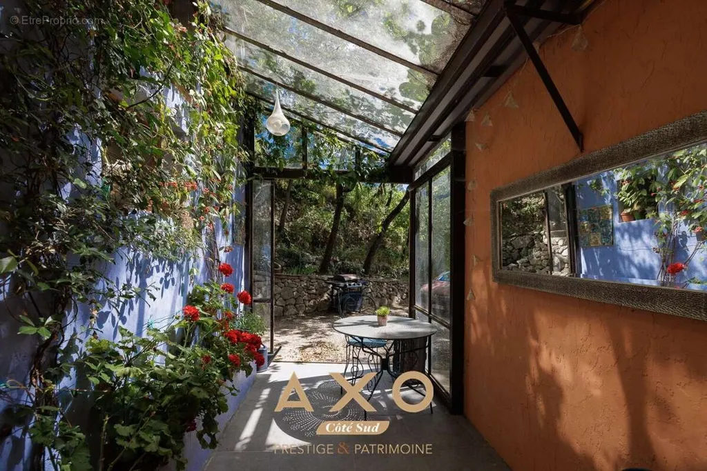 Terrass - Villa with Pool in Le Puy Sainte Reparade