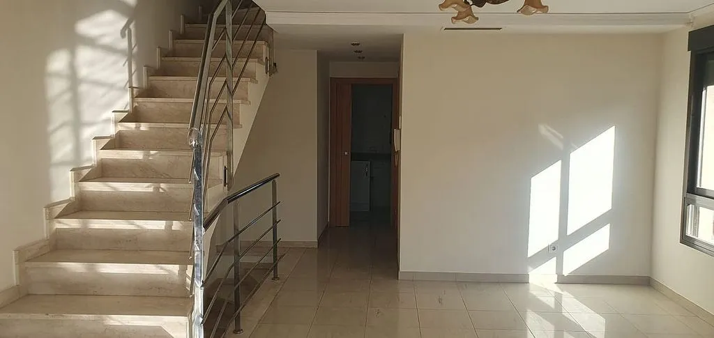 Pièces - Pareded Chalet with Garden in Gandia