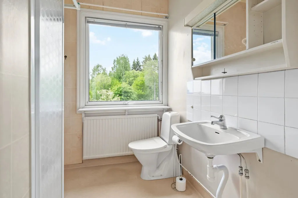 Vannitoad - Villa with Sea View in Övre Bredsand