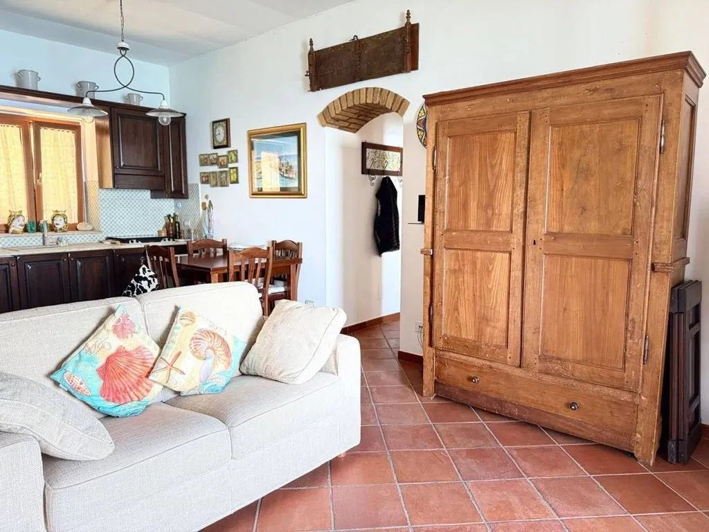 Elutuba - Terraced House with Sea Access in Scilla