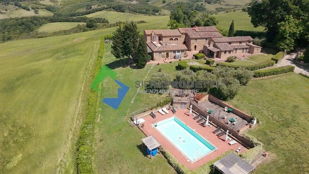 Vista aerea - Rustic Casale with Pool in Casole d'Elsa